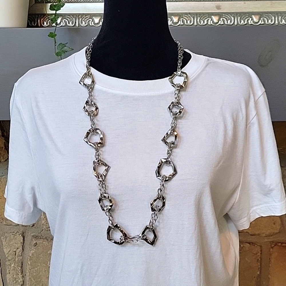 NWT NIB Lia Sophia Ricochet Necklace, mod, chunky, asymmetrical, silver tone
